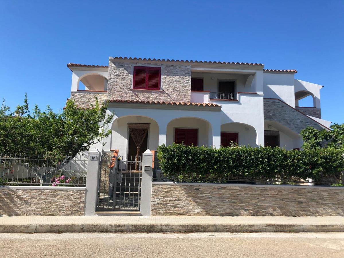 Appartamento In Villa Andreina Orosei Bagian luar foto