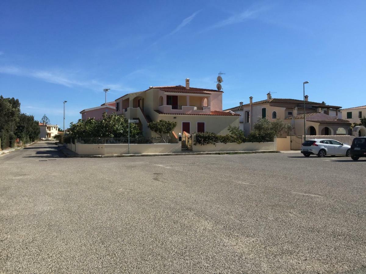 Appartamento In Villa Andreina Orosei Bagian luar foto