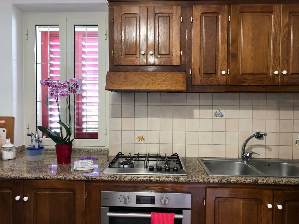 Appartamento In Villa Andreina Orosei Bagian luar foto