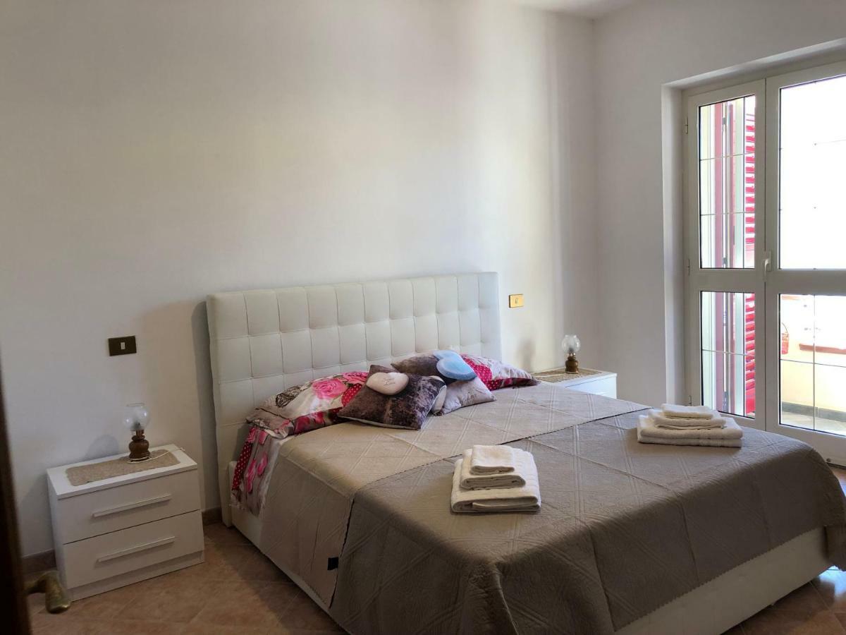 Appartamento In Villa Andreina Orosei Bagian luar foto