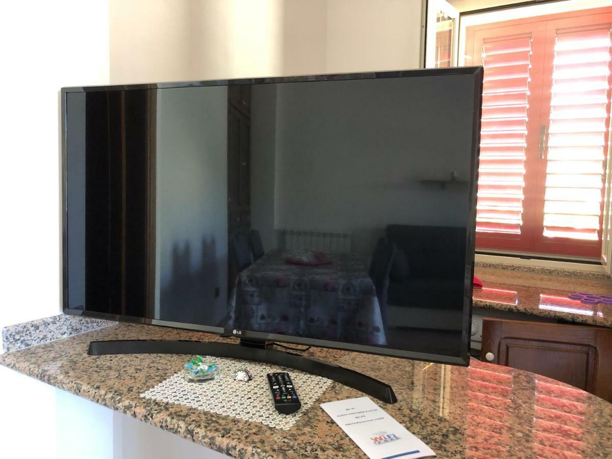 Appartamento In Villa Andreina Orosei Bagian luar foto