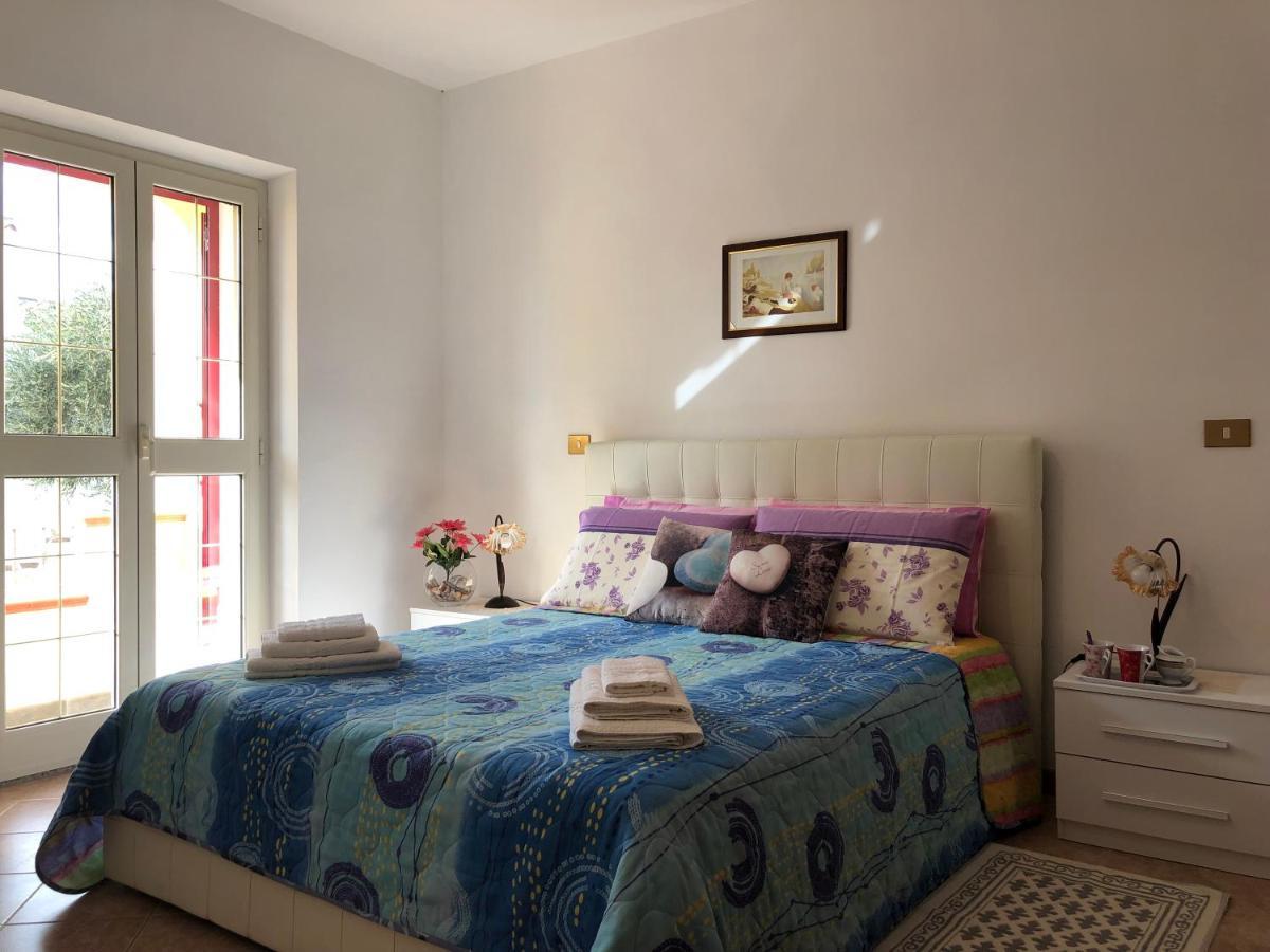 Appartamento In Villa Andreina Orosei Bagian luar foto